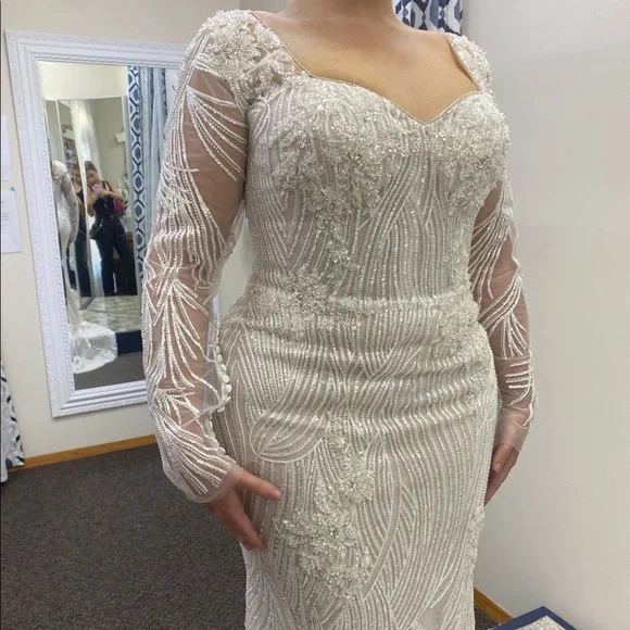 WONA CONCEPT luxury wedding gown - Picture 4 of 8